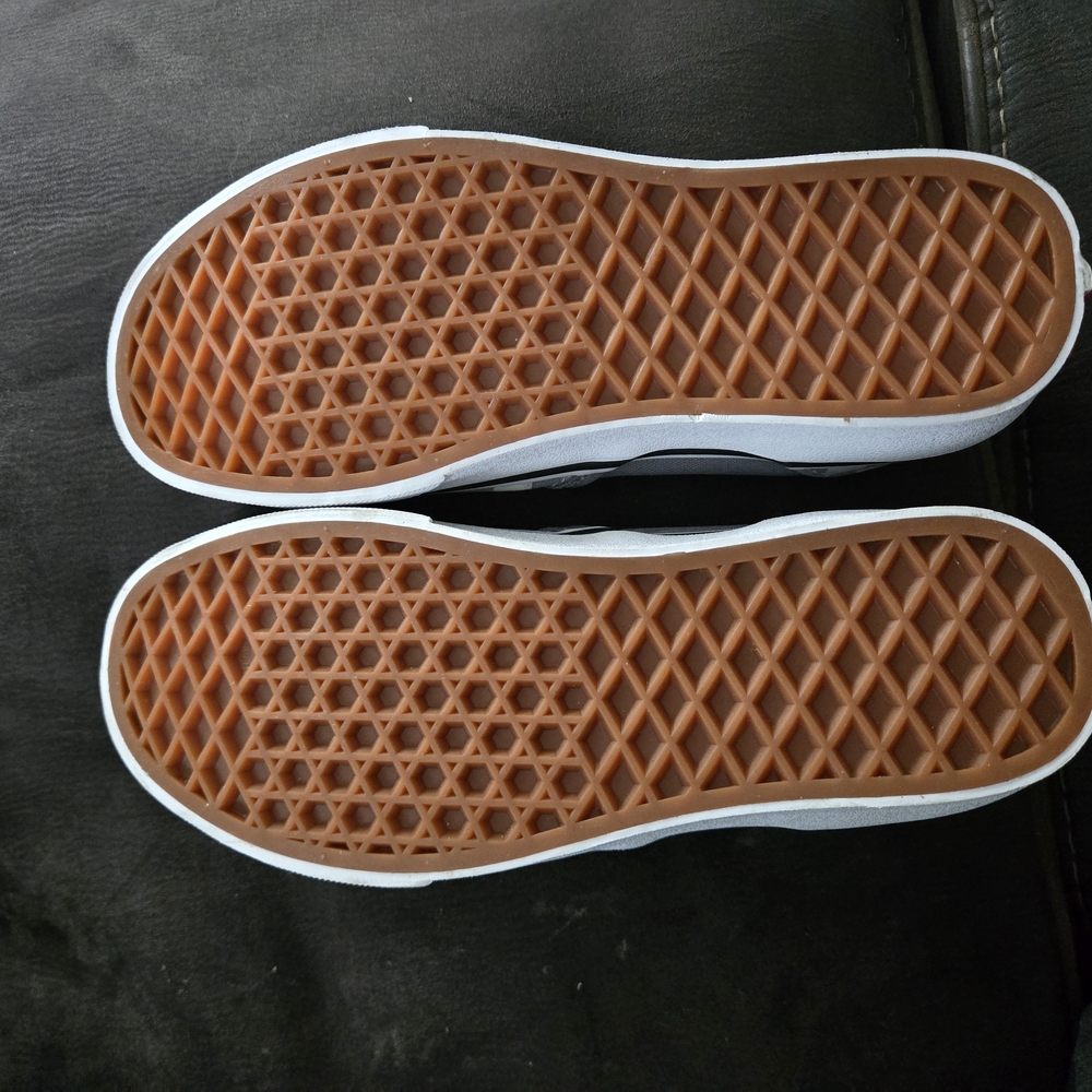 Vans Checkered Slip-On Sneakers NEW Big Kid Size 3 nwot - Picture 2 of 3